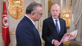 الرئيس التونسي يعرض جرائم الاحتلال أمام أعين كبير مستشاري ترامب (فيديو)