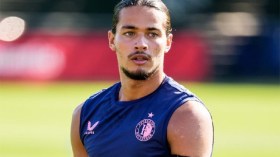 بنفيكا البرتغالي يغري أنيس حاج موسى بعرض خيالي