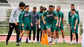 الوفاق جلب مدربا أشرف على 5 منتخبات إفريقية