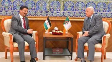 M. Attaf reçoit son homologue sahraoui