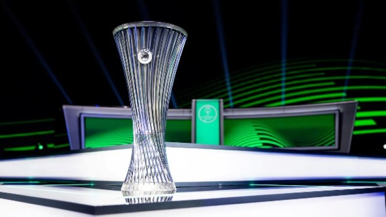 نتائج الجزائريين في دوري المؤتمر الأوروبي