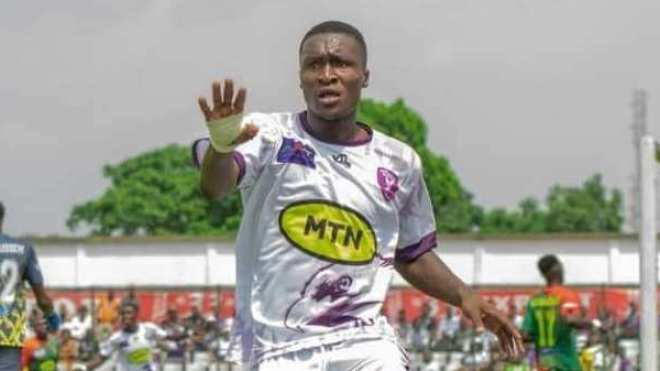 مهاجم كاميروني يقترب من اتحاد العاصمة