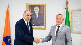 رسميا.. المدرب الجديد للوفاق يمضى عقده