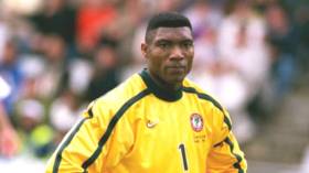 بِالفيديو: وفاة الحارس الذي تصدّى لِركلة جزاء بلومي في “الكان”