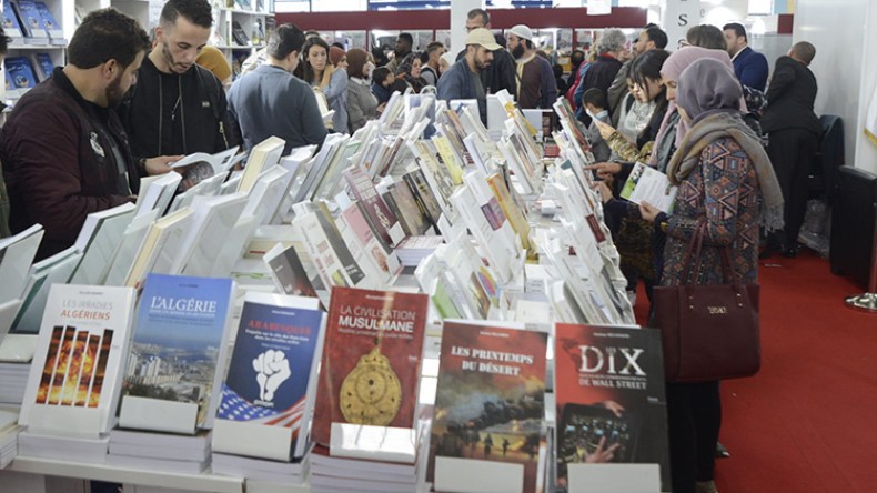 نحو تنظيم طبعة استثنائية للصالون الدولي للكتاب بالجزائر