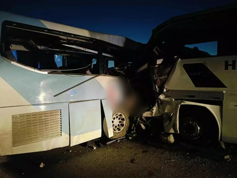 Constantine: 3 morts et 41 blessés dans une collision entre deux bus de transport de voyageurs