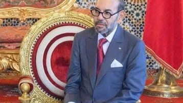 يدٌ سامة.. بئس اليد