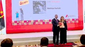 تكريم عقيد جزائري متوفى من طرف الرئيس الأنغولي