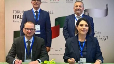 Usine Fiat d’Oran: Un partenariat de sous-traitance signé à Rome entre Stellantis El Djazair et l’italien Sigit