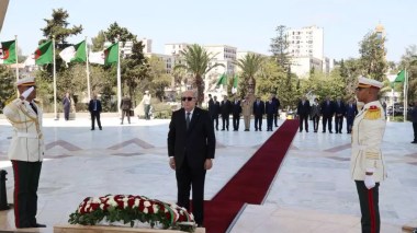 Fête de l’indépendance: Le président de la République se recueille à la mémoire des martyrs de la Révolution