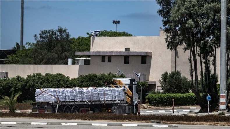Des camions d’aide égyptiens entrent à Gaza via Rafah avec des vivres et du matériel humanitaire