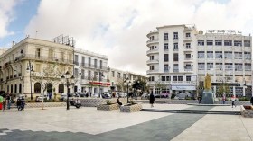 “حافلات البحر”.. ملاذ الميسورين بتيارت