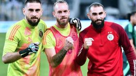 حراسة المرمى تقلق بيتكوفيتش والمزاد بين ماندريا وقندوز