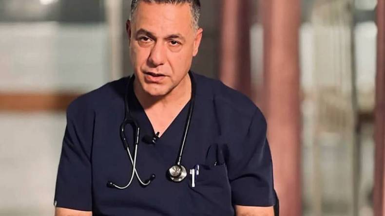 ضرب وحشي وحرمان من العلاج.. انتهاكات جسيمة في حق الدكتور أبو صفية