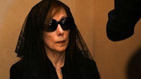 “جارة القمر” تُودع ابنها.. فيروز تبكي زياد الرحباني