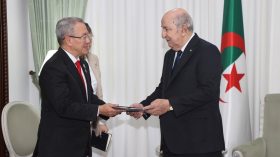 الرئيس تبون يتسلم رسالة من نظيره الفنزويلي نيكولاس مادورو