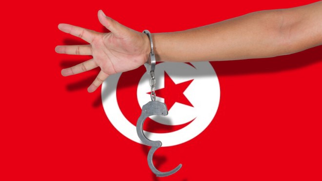 جريمة مروعة.. تونسي يقتلع عيني زوجته “قربانا” لكنز مزعوم