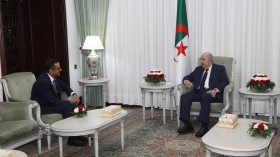 رئيس الجمهورية يستقبل سفير المملكة الأردنية