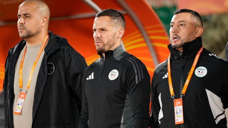 بوقرّة يُحدثُ “ثورة” في قائمة “الخضر”.. ويستغني عن 15 لاعبًا شاركوا في “الشان”