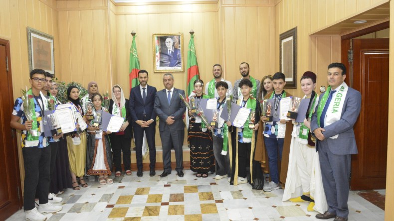 استقبال وزاري لممثلّي الجزائر في المسابقة الدولية للروبوت بكوريا الجنوبية