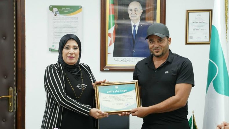 تكريم عون أمن في “صيدال” شارك في انتشال جثامين ضحايا حادث وادي الحراش