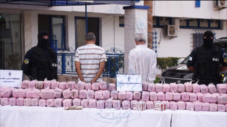 من نوع “بريغابالين”.. شرطة تبسة تحجز قُرابة 139 ألف كبسولة مهلوسة