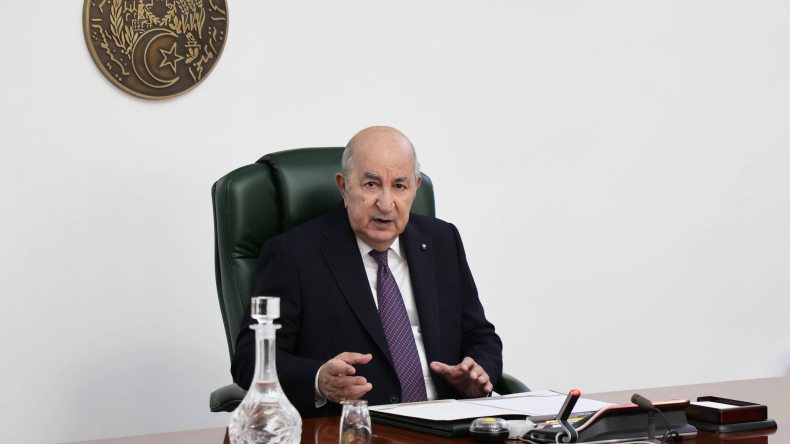 الرئيس تبون يسدي تعليمات بـ”زيادة اليقظة في تزويد السوق الوطنية بمختلف الاحتياجات”