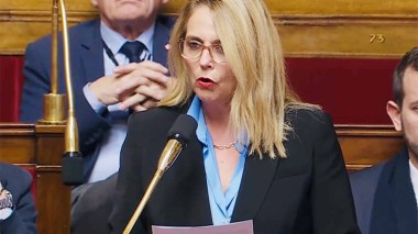 French Far-Right MP Asks Algeria to Apologise to the Harkis