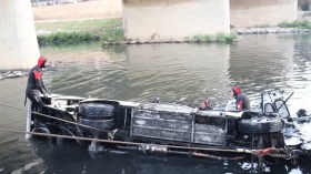 وفاة 18 شخصا وإصابة 23 آخرين جراء سقوط حافلة في واد الحراش