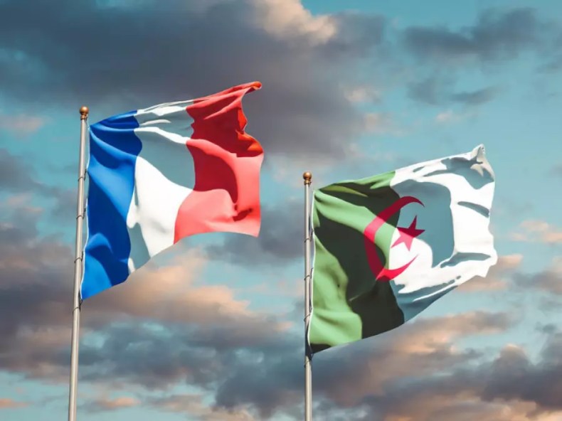 La France viole les traités internationaux par des mesures discriminatoires contre la mission diplomatique algérienne