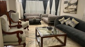 الشقق المفروشة ملاذ العائلات للهروب من تكاليف الفنادق