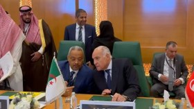 عطاف يشارك في اجتماع استثنائي بجدة لبحث تطورات القضية الفلسطينية