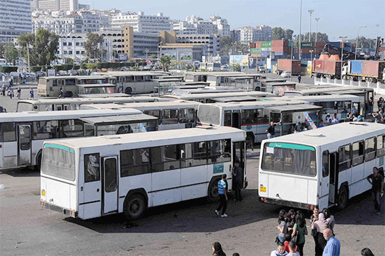 Retrait des bus vétustes et renouvellement du parc national en deux étapes