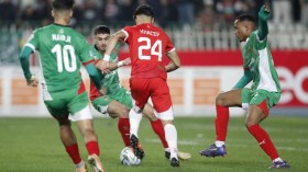 مقابلتان مثيرتان في رفع ستار البطولة الوطنية