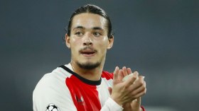 إدارة فينورد تُغلّق الأبواب وتُكبّل حاج موسى