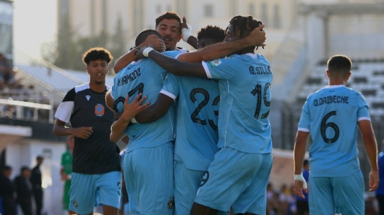 حصاد البطولة الوطنية في مشهد رفع الستار