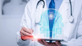 مساعد ذكي في الجيب.. اسأل “شات جي بي تي” ولا تسأل الطبيب!