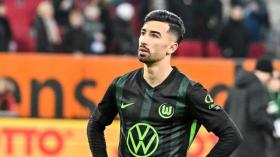 عمورة سيذهب؟ مسؤولو فولفسبورغ يردّون