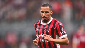 ناديان جديدان يطلبان خدمات بن ناصر