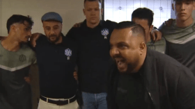 ألقى خطابا حماسيا.. مدرب فريق ألماني يتعرض للسخرية بعد تلقيه هزيمة تاريخية (فيديو)