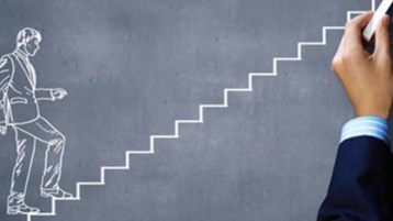 الخبرة لا تتقاعد ولا تشيخ