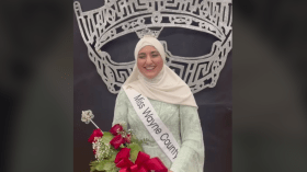 تتويج فتاة محجبة بلقب ملكة جمال في مقاطعة أمريكية