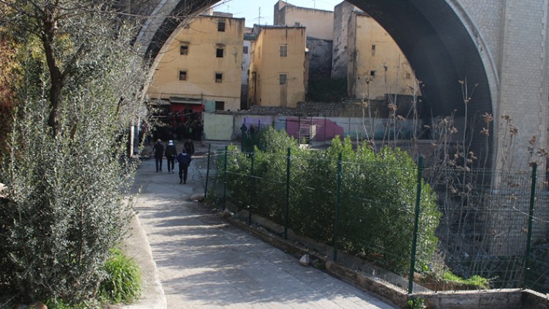 سوق “الرومبلي” للرثّ والقديم.. ذاكرة التجارة الاجتماعية بقسنطينة