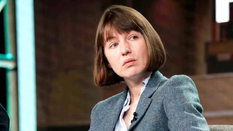 كاتبة أيرلندية تواجه تهديدا بالاعتقال والسبب فلسطين