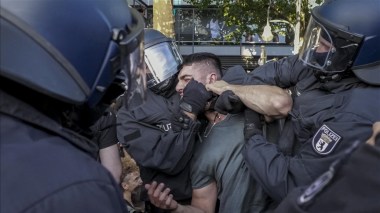 Allemagne: La police recourt à la violence et arrête des manifestants pro-Palestine