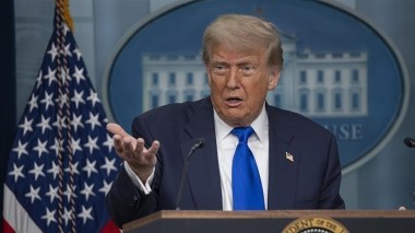 Trump qualifie Netanyahu de “héros de guerre”, contre lequel la CPI a émis un mandat d’arrêt