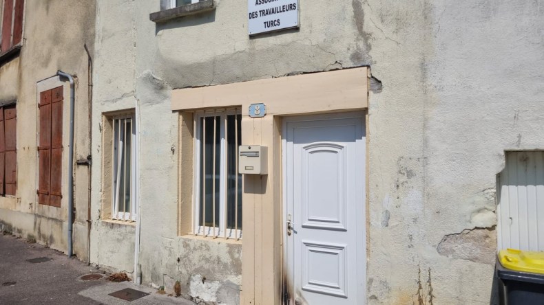 محاولة إضرام النار في مصلى بمدينة شاتيون-سور-سين الفرنسية