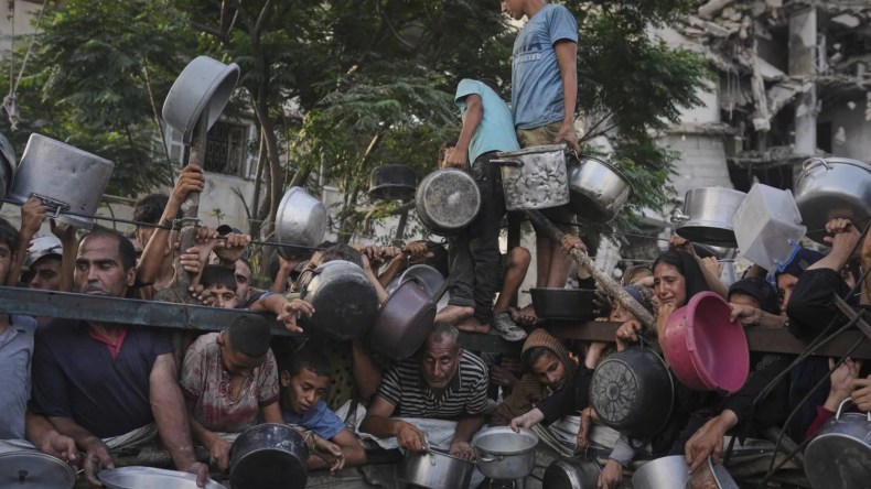 الأونروا: وقف المجاعة ممكن إذا تم إدخال المساعدات فورًا