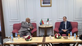 رزيق يبحث مع سفير جنوب إفريقيا تعزيز المبادلات التجارية الثنائية