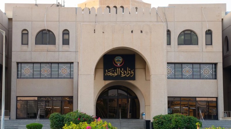 كحول ملوث يقتل 13 شخصا ويصيب 21 آخرين بالعمى في الكويت